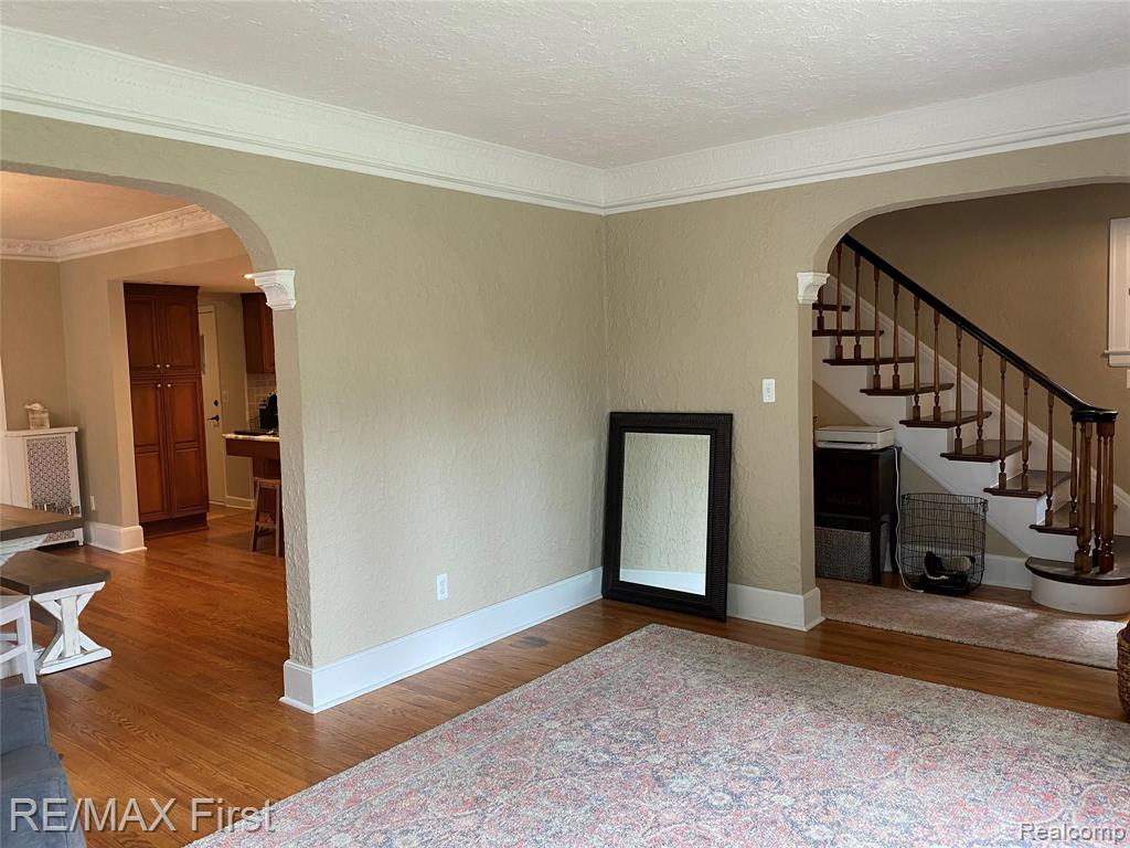 240 Fisher Road Grosse Pointe Farms, MI 48230 - Photo 13 of 54