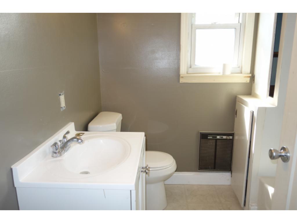 421 Athol Road Richmond, NH 03470 - Photo 8 of 15