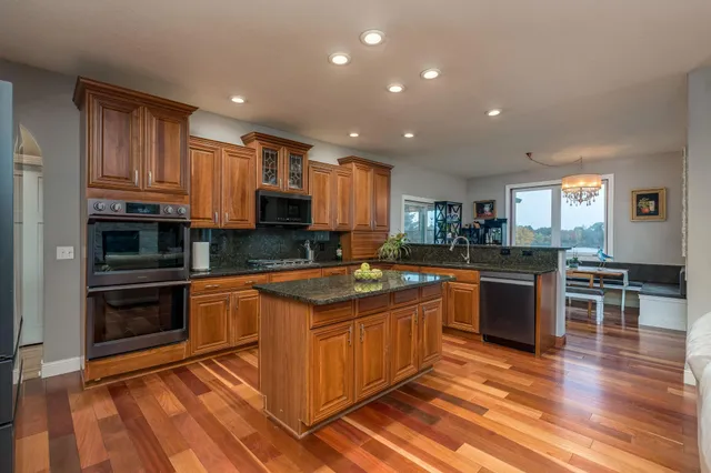 $699,900 | 6255 232nd Street West, Faribault, MN 55021