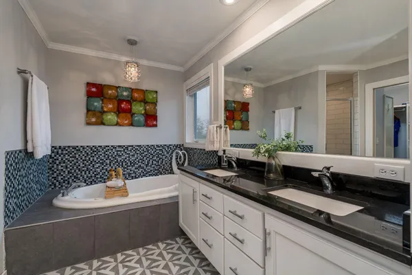 $699,900 | 6255 232nd Street West, Faribault, MN 55021