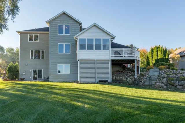 $724,900 | 6255 232nd Street West, Faribault, MN 55021