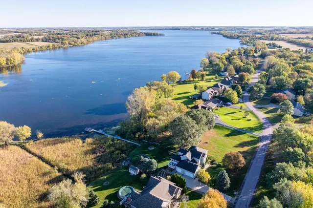 $724,900 | 6255 232nd Street West, Faribault, MN 55021