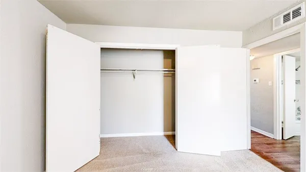 $900 | 3800 East 29th Street, Unit 18, Bryan, TX 77802