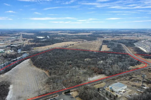 $1,899,898 | 6704-6868 Old Highway 52, St. Cloud, MN 56303