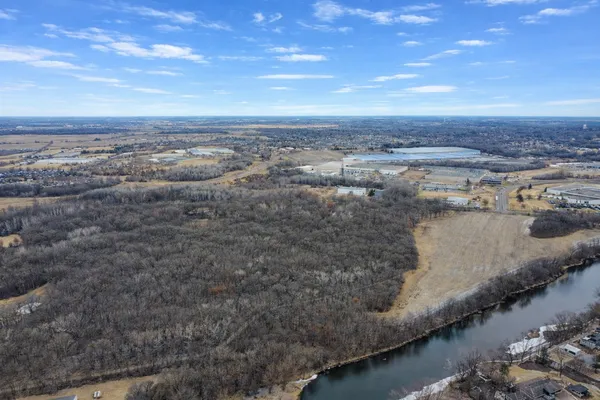 $1,899,898 | 6704-6868 Old Highway 52, St. Cloud, MN 56303