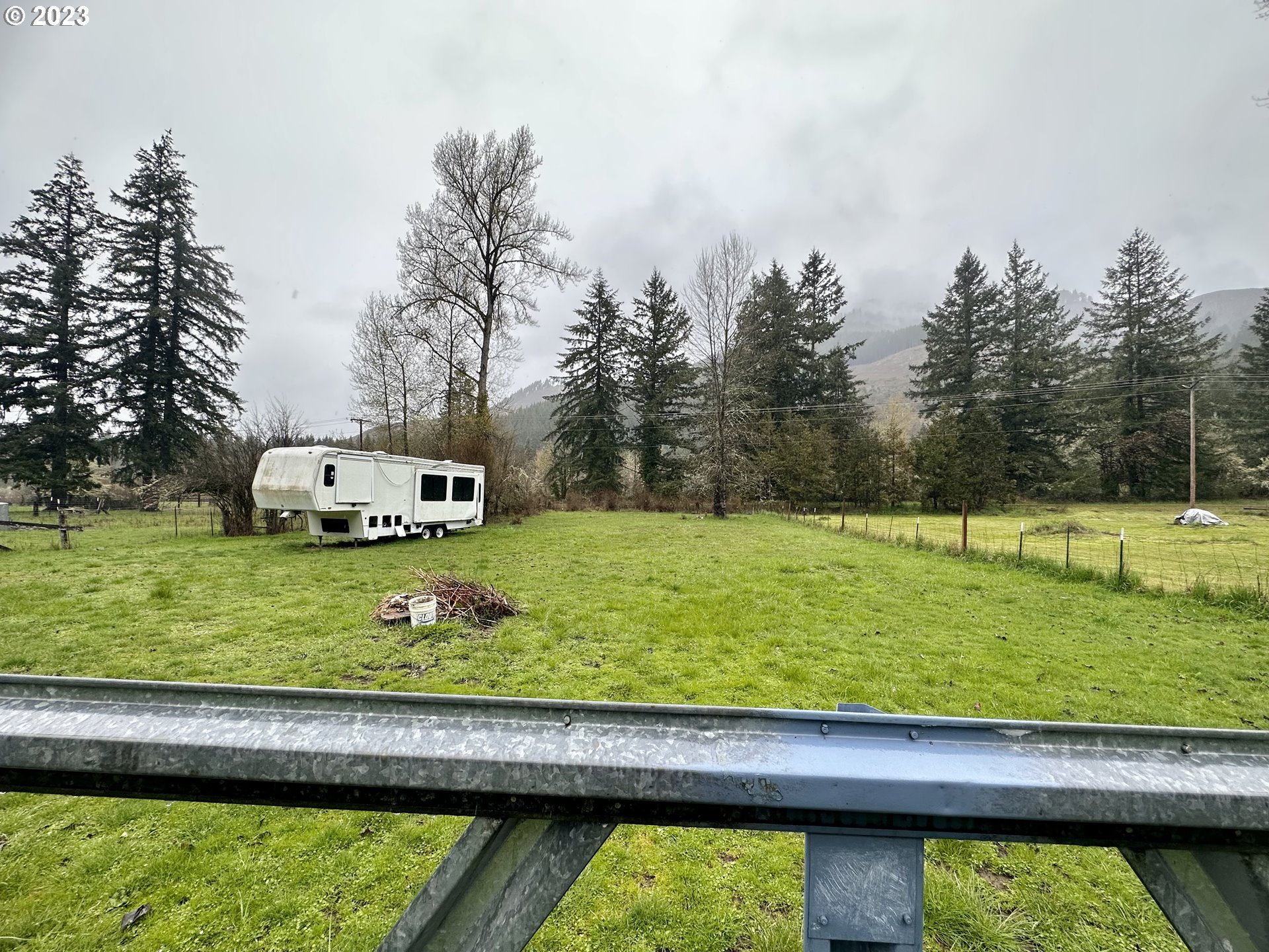 37681 Row River Road Dorena, OR 97434 - Photo 6 of 16 a view of a back yard