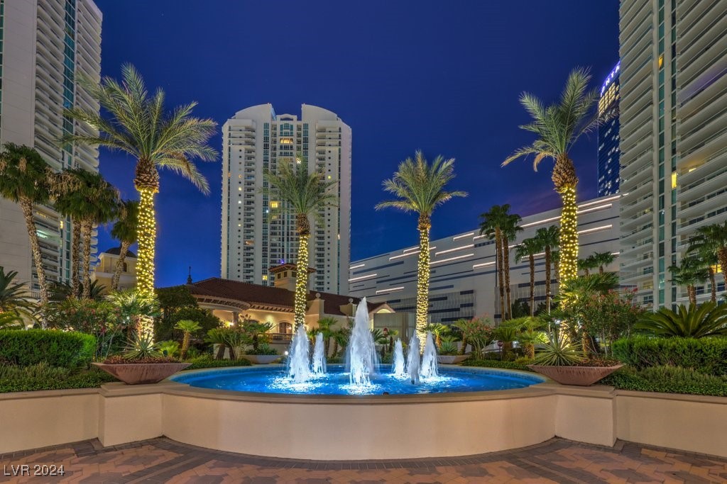 2777 Paradise Road, Unit 1502 Las Vegas, NV 89109 - Photo 15 of 56 Front entry of 2777 Paradise road