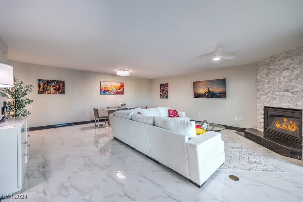 2777 Paradise Road, Unit 1502 Las Vegas, NV 89109 - Photo 17 of 56