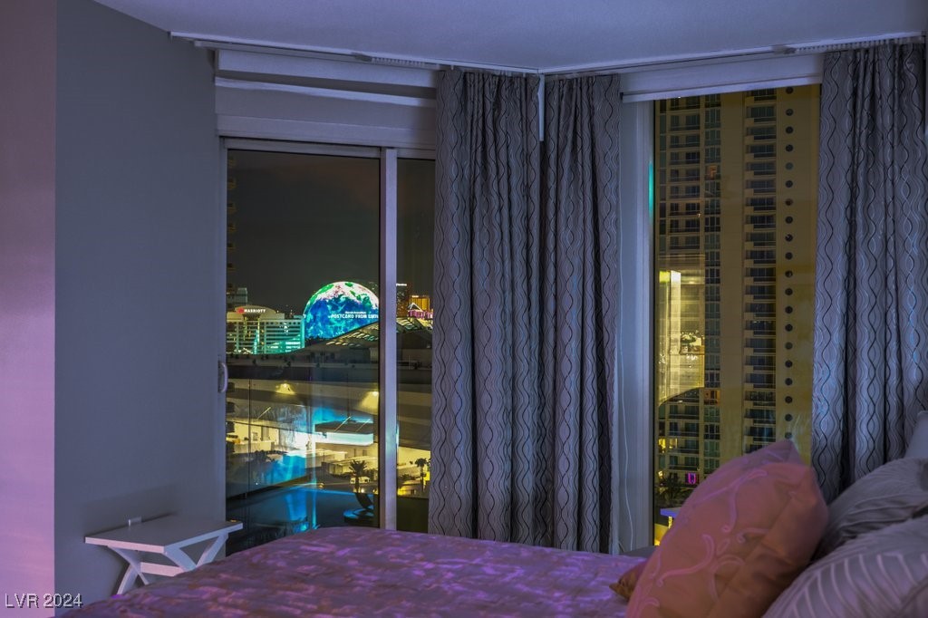 2777 Paradise Road, Unit 1502 Las Vegas, NV 89109 - Photo 3 of 56 Freshly remodeled and fully furnished