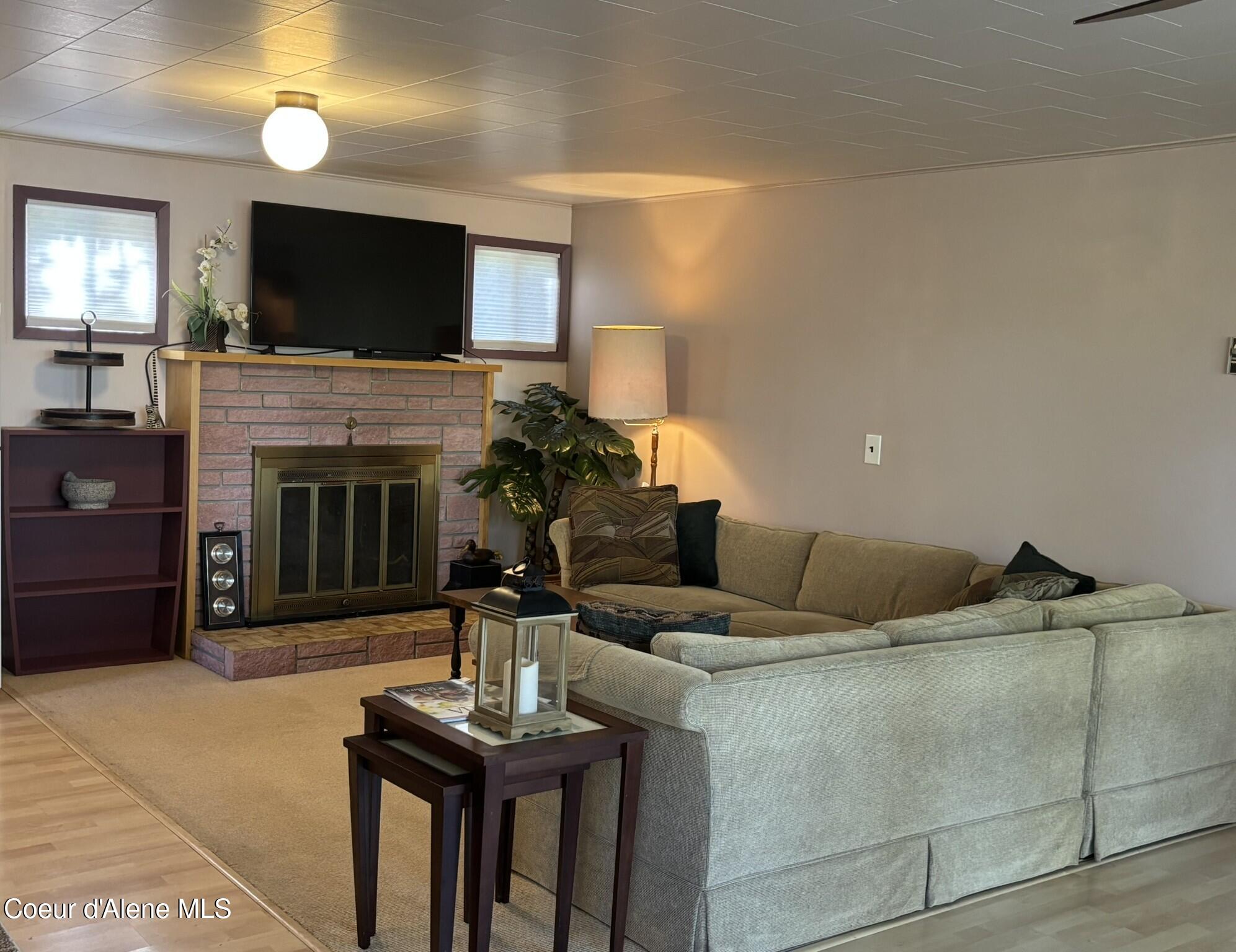 307 Rocky Point Loop Road Plummer, ID 83851 - Photo 14 of 30 LIVING ROOM VIEW