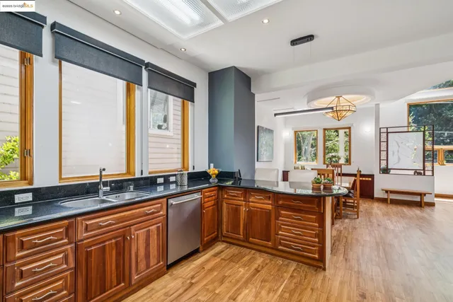 $1,195,000 | 7723 Claremont Avenue, Berkeley, CA 94705