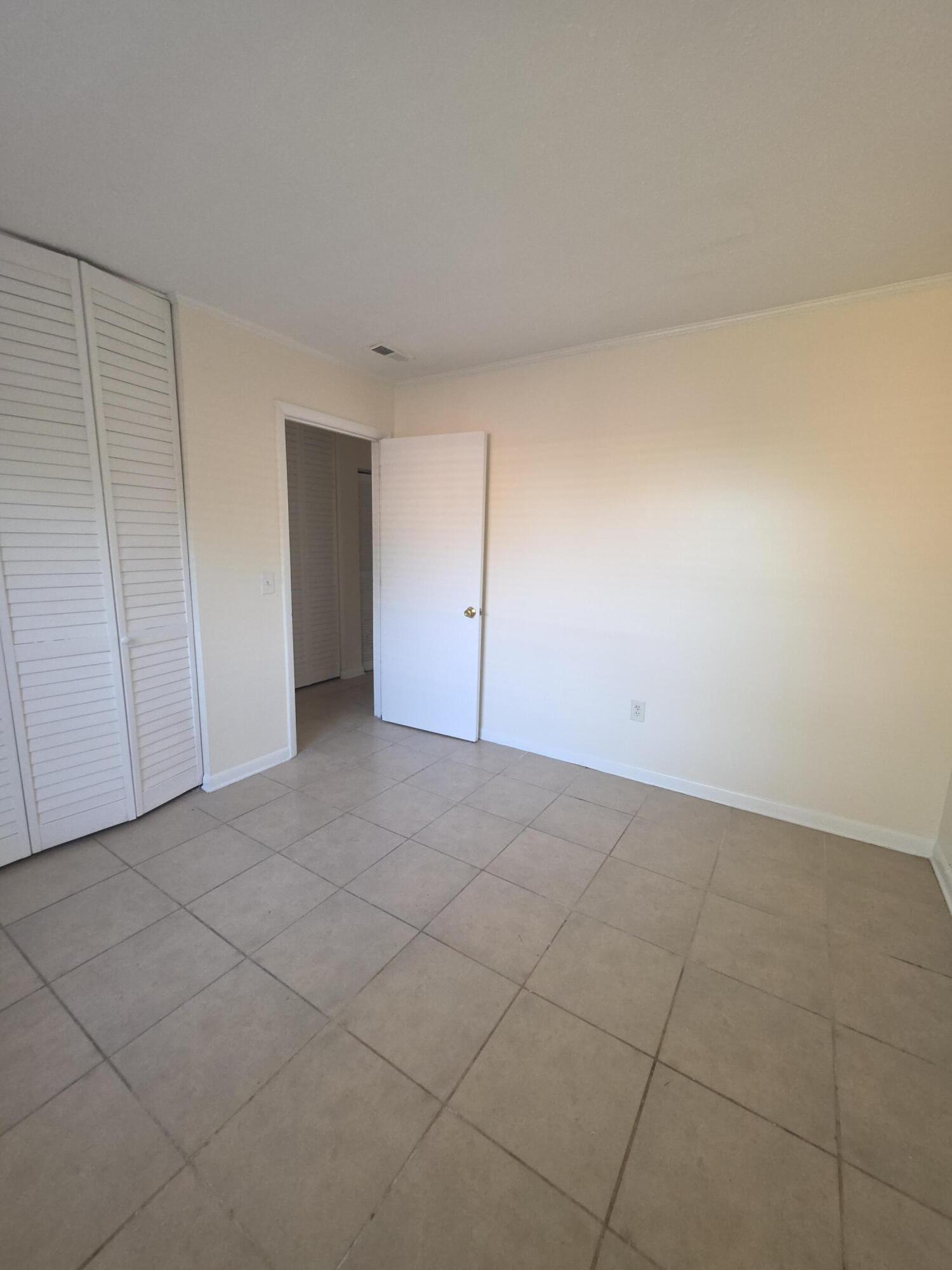 251 Rast Street, Unit B7 Sumter, SC 29150 - Photo 7 of 10