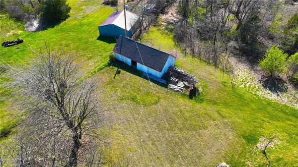 $384,900 | 6470 Southeast Horseshoe Drive, Holt, MO 64048