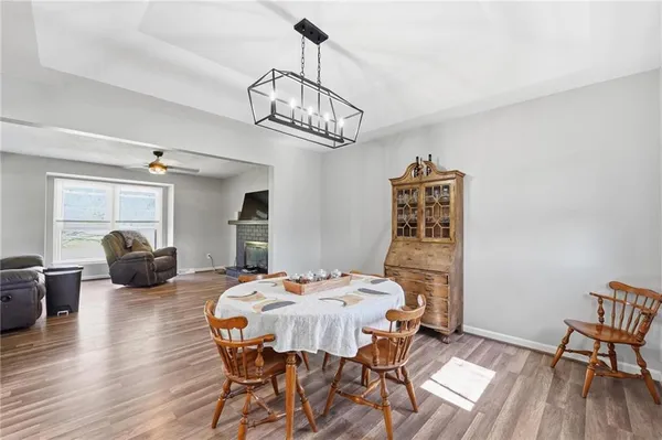 $384,900 | 6470 Southeast Horseshoe Drive, Holt, MO 64048