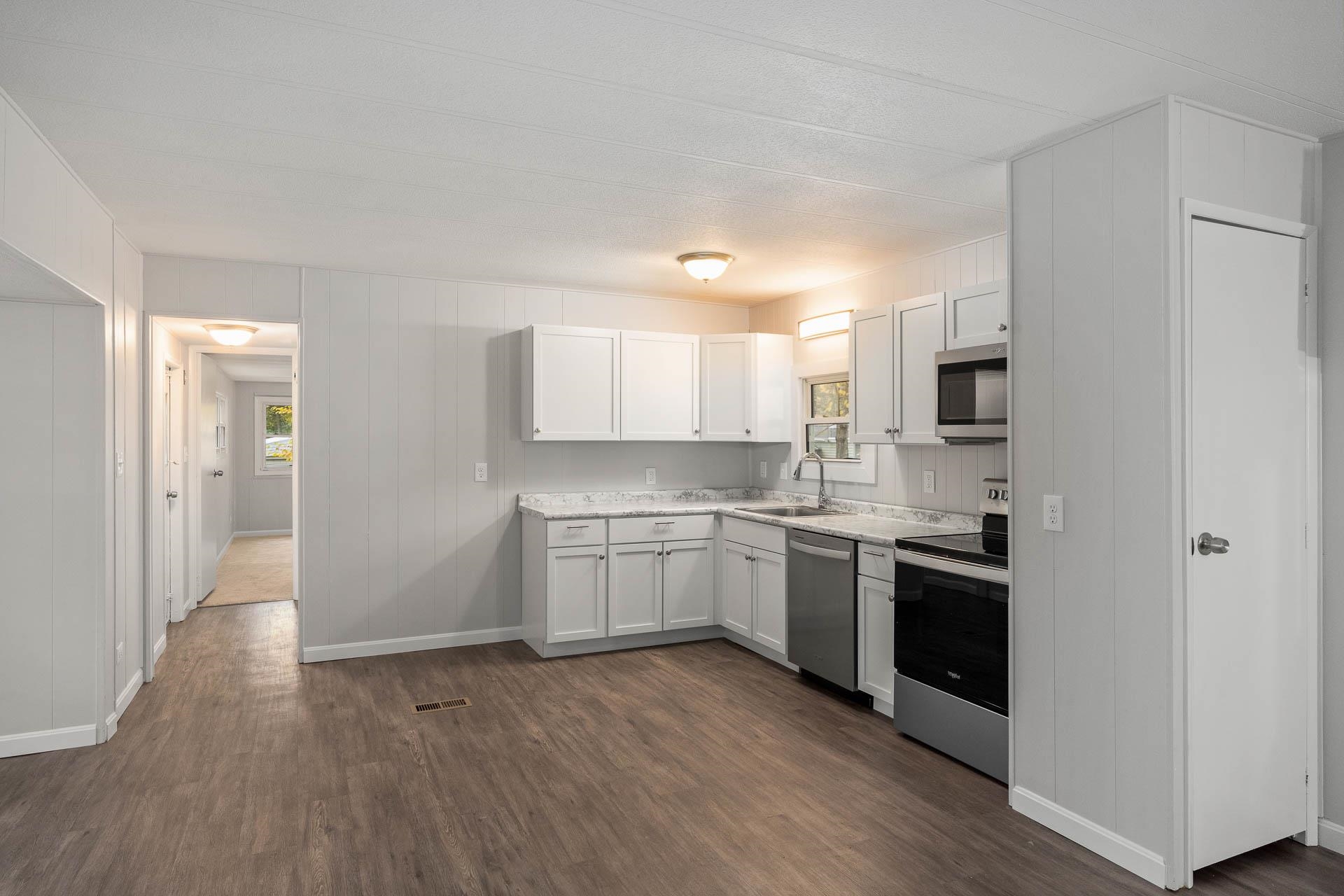 804 Nottingham Drive Exeter, NH 03833 - Photo 7 of 14