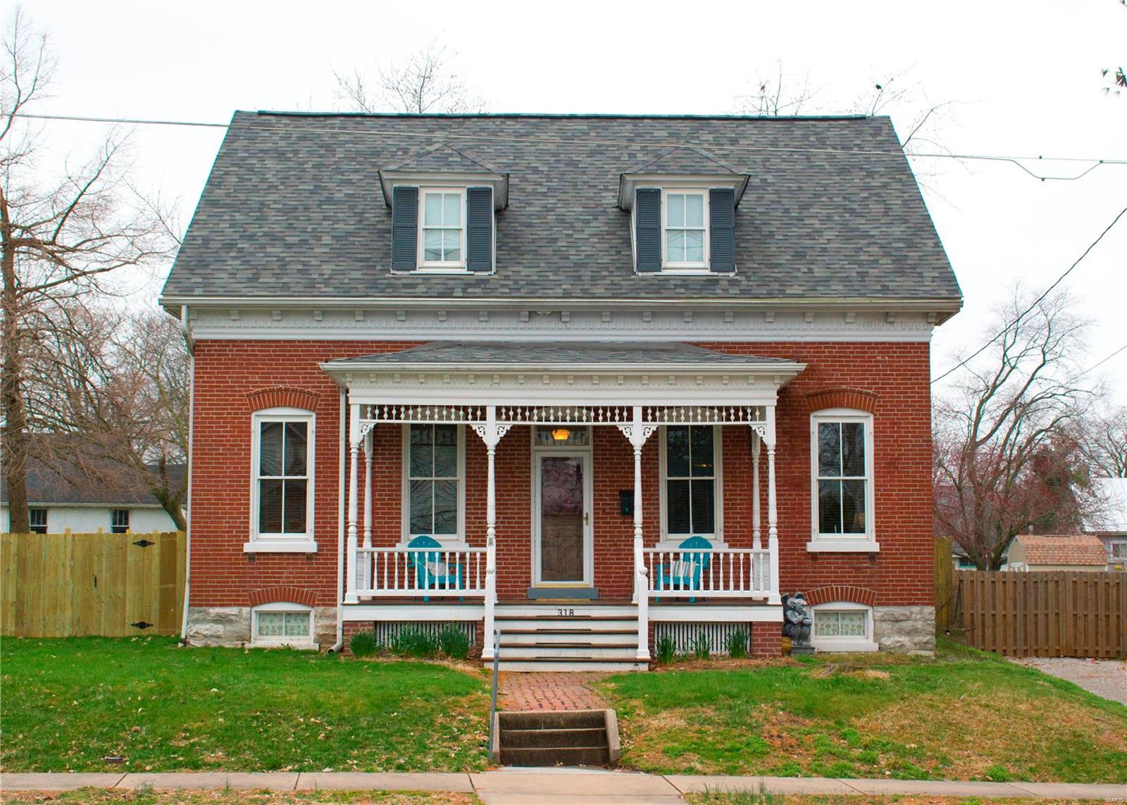 318 West 3rd Street Waterloo, IL 62298 - Photo 1 of 50