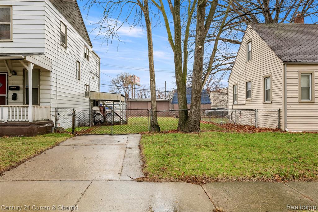 11352 Rivard Avenue Warren, MI 48089 - Photo 1 of 7