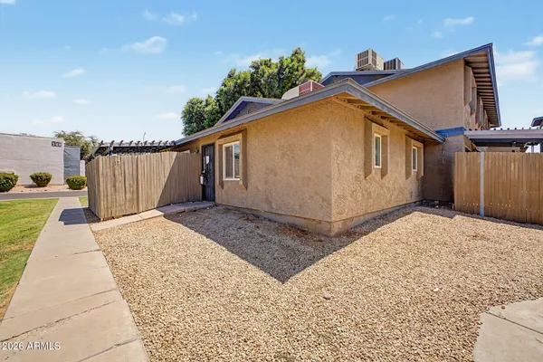 $199,900 | 286 West Palomino Drive, Unit 17, Chandler, AZ 85225