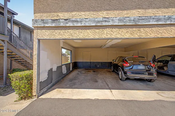 $199,900 | 286 West Palomino Drive, Unit 17, Chandler, AZ 85225