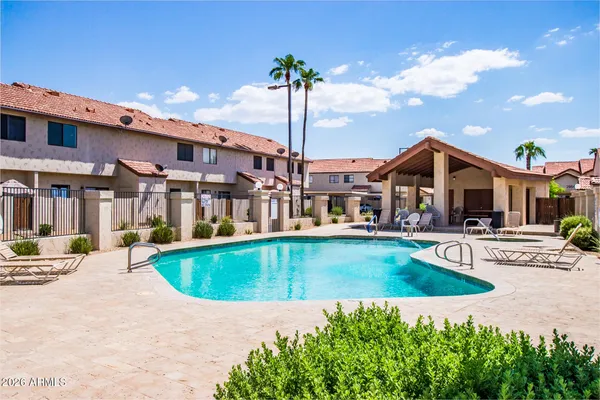 $199,900 | 286 West Palomino Drive, Unit 17, Chandler, AZ 85225
