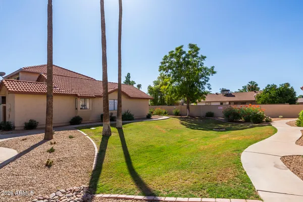 $199,900 | 286 West Palomino Drive, Unit 17, Chandler, AZ 85225