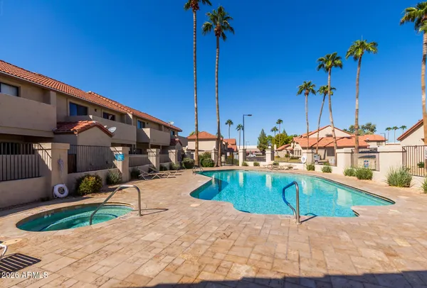 $199,900 | 286 West Palomino Drive, Unit 17, Chandler, AZ 85225