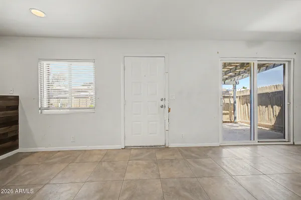 $199,900 | 286 West Palomino Drive, Unit 17, Chandler, AZ 85225