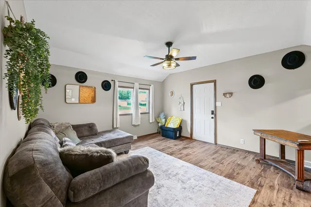 $107,000 | 1910 Adams Street, Tilton, IL 61833