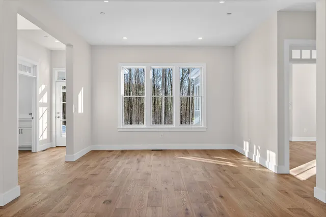 $1,798,000 | 9 Acorn Avenue, Kennebunkport, ME 04046