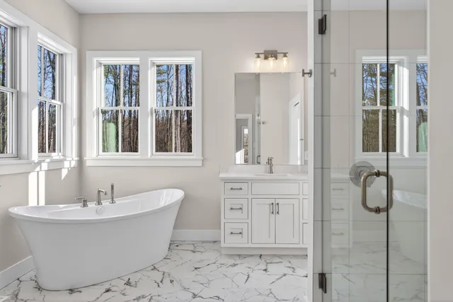 $1,798,000 | 9 Acorn Avenue, Kennebunkport, ME 04046