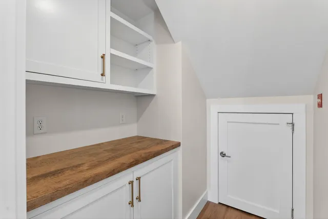 $1,798,000 | 9 Acorn Avenue, Kennebunkport, ME 04046