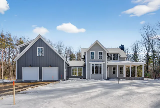 $1,798,000 | 9 Acorn Avenue, Kennebunkport, ME 04046