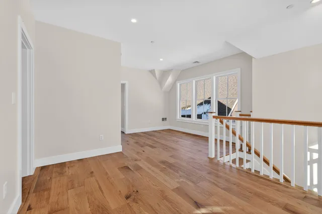 $1,798,000 | 9 Acorn Avenue, Kennebunkport, ME 04046