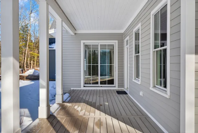 $1,798,000 | 9 Acorn Avenue, Kennebunkport, ME 04046