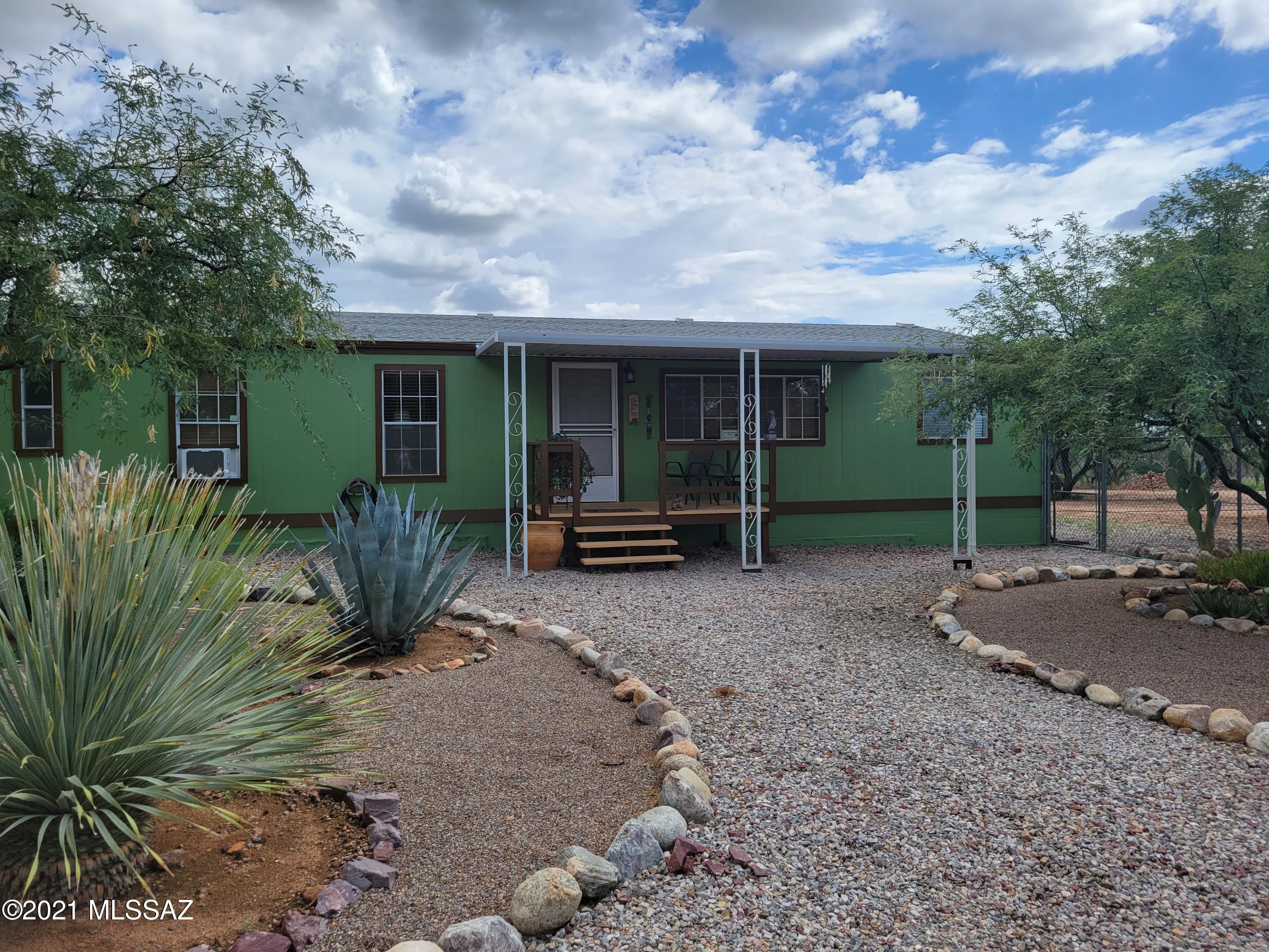 16211 North Silverthorn Road Tucson, AZ 85739 - Photo 1 of 36