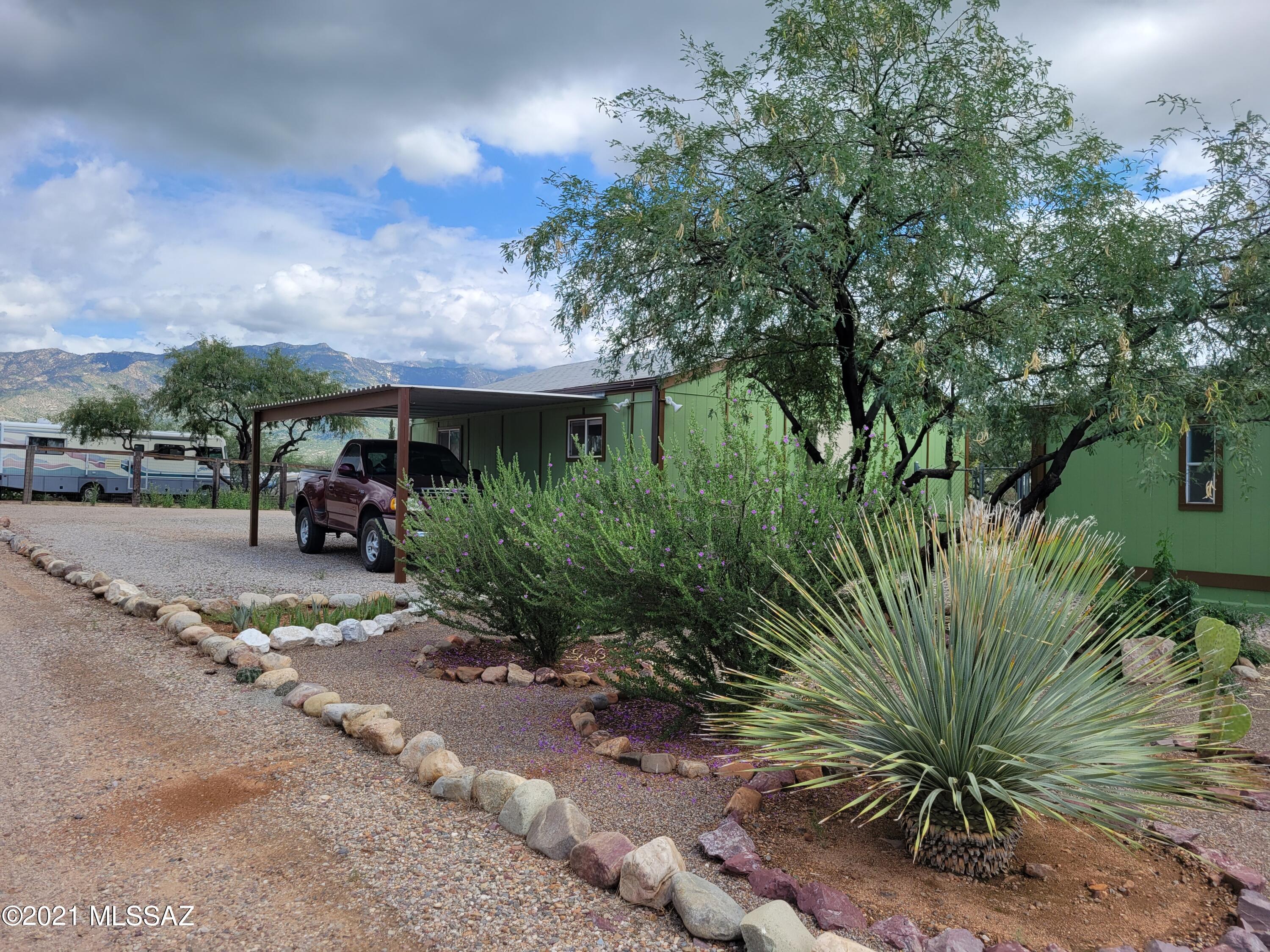 16211 North Silverthorn Road Tucson, AZ 85739 - Photo 4 of 36