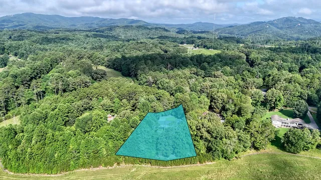 $520,000 | 79 Mashie Lane, Murphy, NC 28906