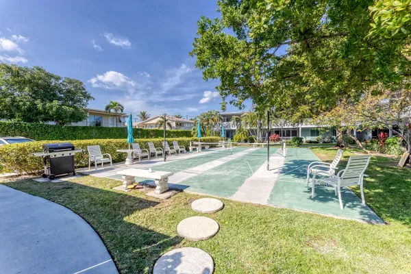 $125,000 | 2151 Northeast 42nd Court, Unit 136, Lighthouse Point, FL 33064