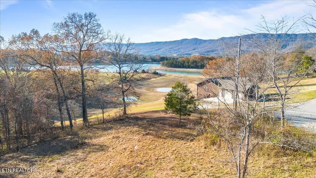 $79,500 | 900 Powell Valley Shores Circle, Speedwell, TN 37870