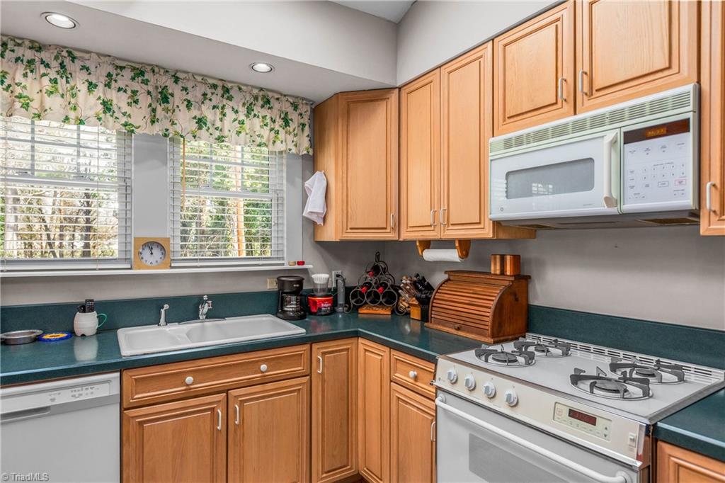 1916 Guilford College Road Jamestown, NC 27282 - Photo 13 of 26