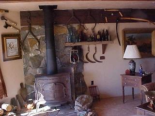 50 Highland Road Reno, NV 89521 - Photo 2 of 5 a room with lots of different colored cloths