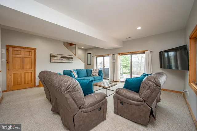 $849,000 | 35 Southridge Terrace, McHenry, MD 21541