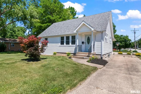 $249,900 | 3252 South 2nd Street, Springfield, IL 62703