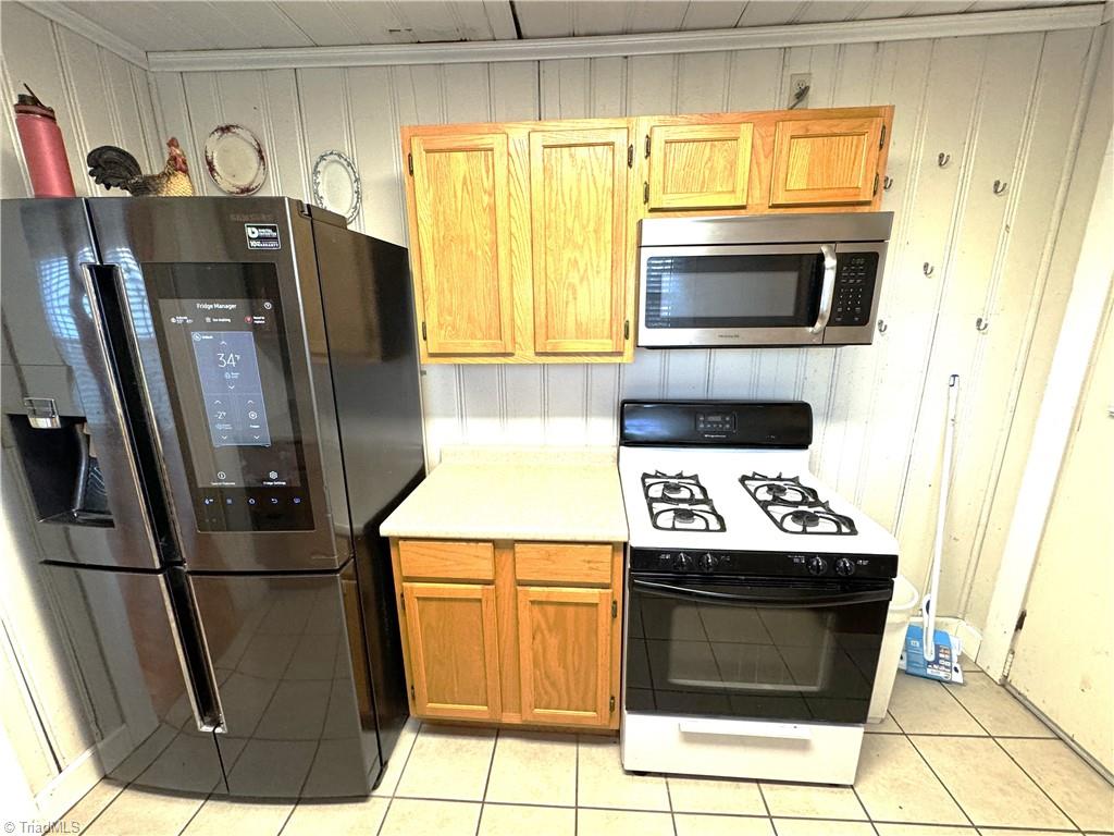 969 Traphill Union Road Traphill, NC 28685 - Photo 16 of 34 Gallery Image 16