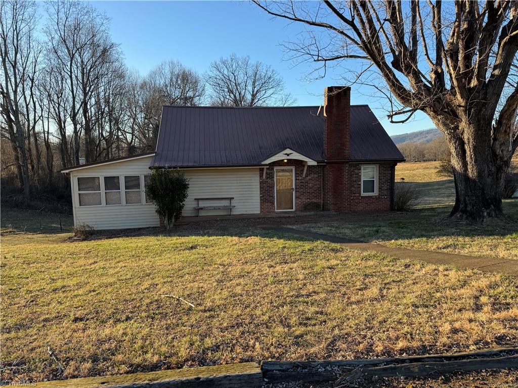969 Traphill Union Road Traphill, NC 28685 - Photo 2 of 34 Gallery Image 2