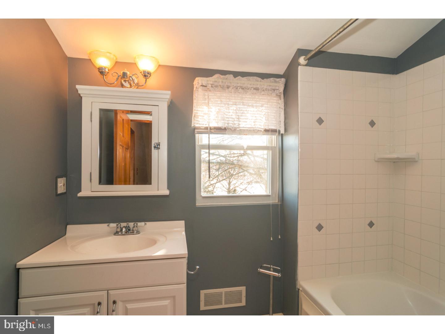 2131 Bedminster Road Perkasie, PA 18944 - Photo 14 of 16 Bathroom