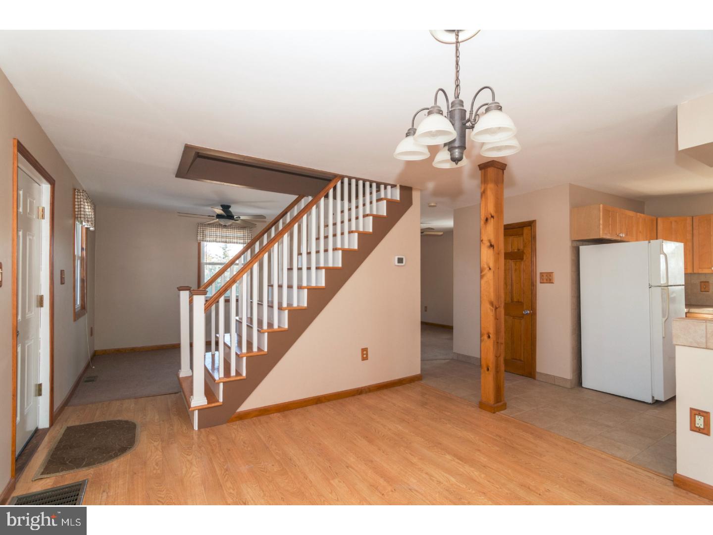 2131 Bedminster Road Perkasie, PA 18944 - Photo 3 of 16 Dining Room