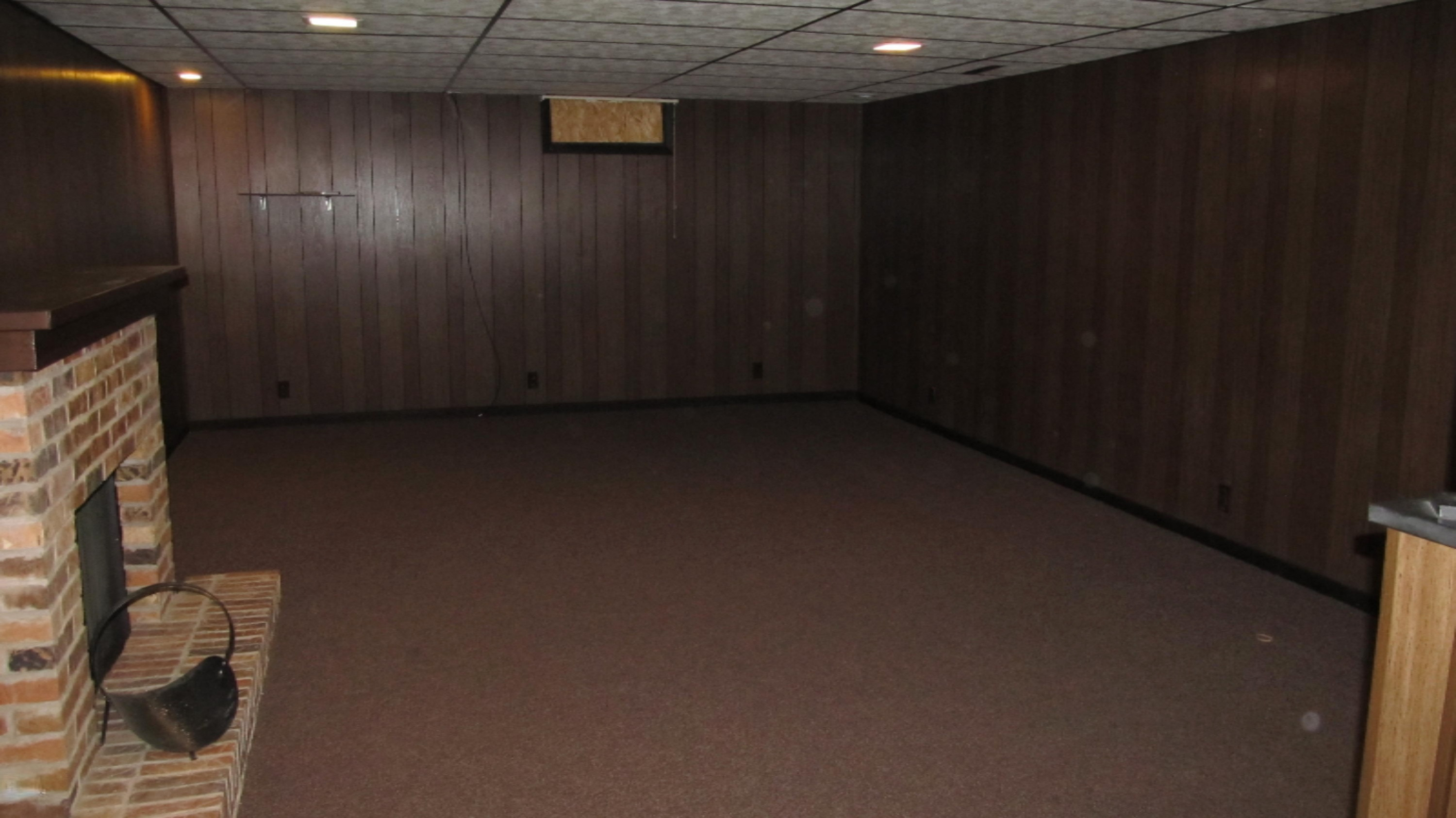2743 West Fruitport Rd. Spring Lake, MI 49456 - Photo 3 of 7 IMG_1355