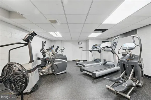 $2,300 | 4501 Arlington Boulevard, Unit 729, Arlington, VA 22203