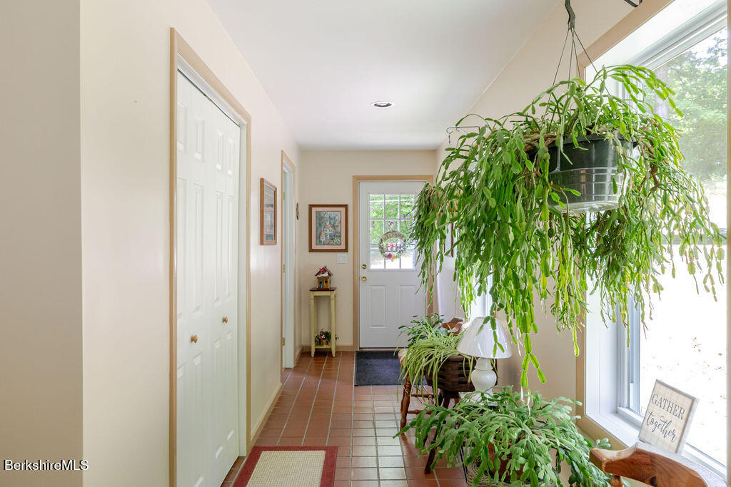 164 Alford Road Great Barrington, MA 01230 - Photo 7 of 33 _J5A1185